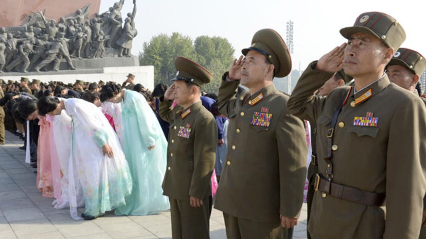 North Korea Workers_Cham640.jpg